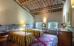  | Only on SopranoVillas