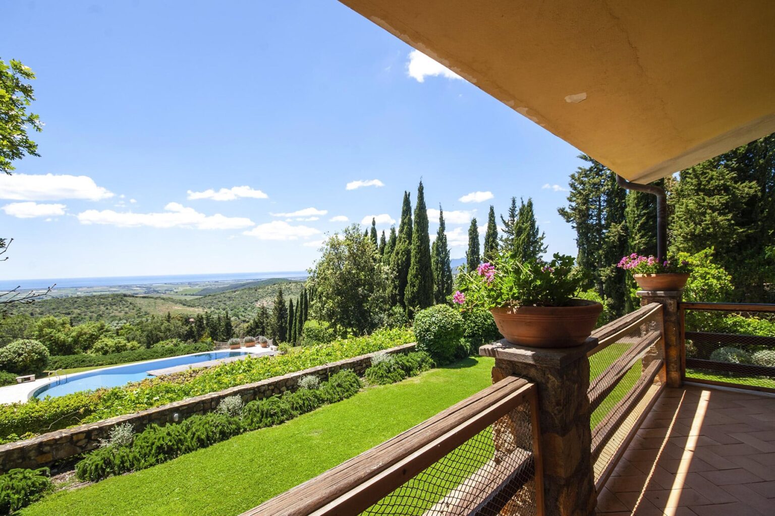 Maremma Large Villa | Tuscany image 34 | Only on SopranoVillas