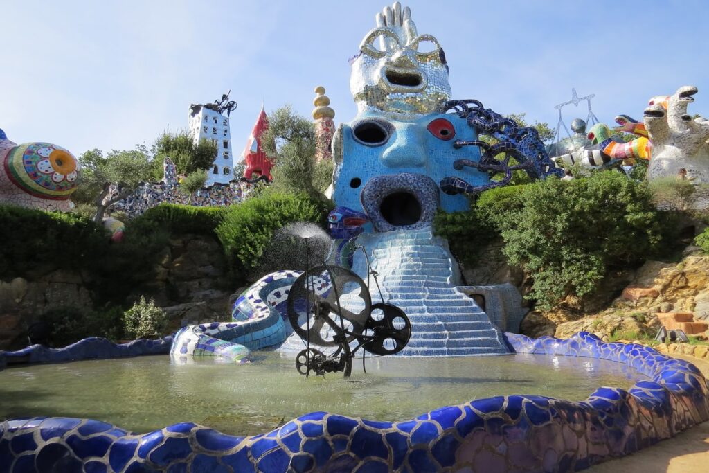 ニキ・ド・サンファル アートブック The Tarot Garden 彫刻庭園 Niki de Saint Phalle's Tarot Garden is Worth an Art Lover's