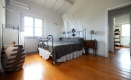  | Only on SopranoVillas