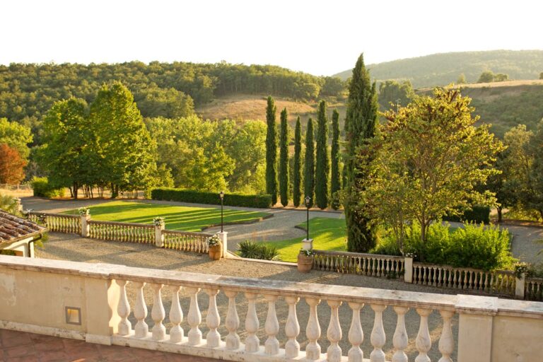 | Only on SopranoVillas