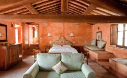  | Only on SopranoVillas