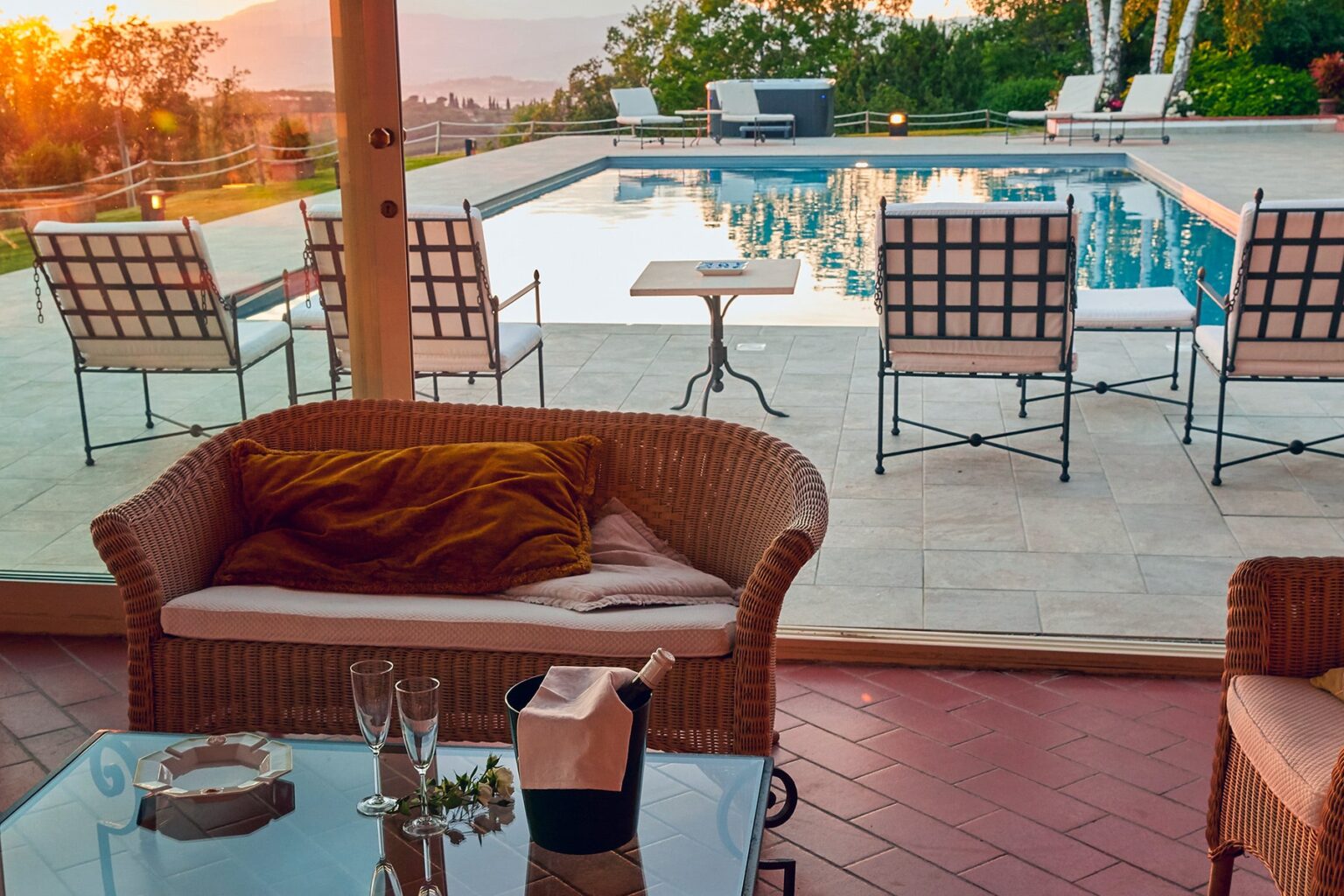 Arezzo Super Panoramic Villa | Tuscany image 29 | Only on SopranoVillas