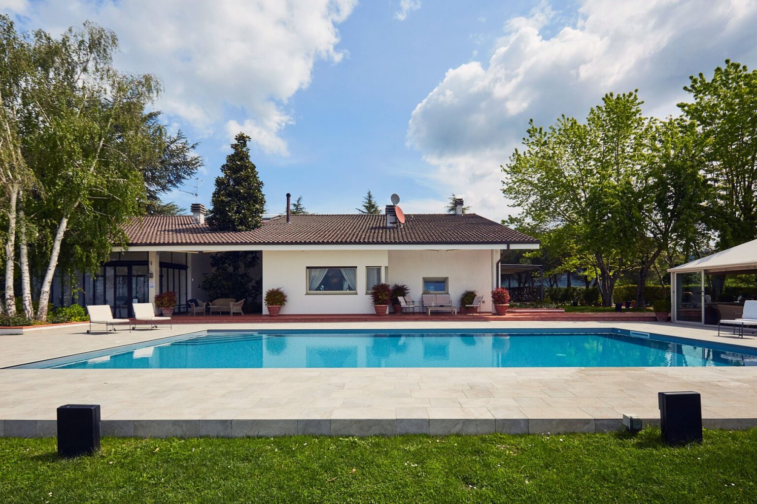 Arezzo Super Panoramic Villa | Tuscany image 4 | Only on SopranoVillas