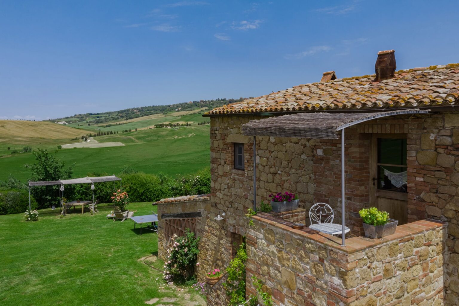 Pienza Romantic Villa | Tuscany image 39 | Only on SopranoVillas