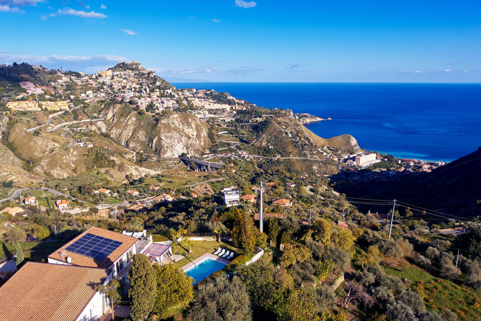Naxos Panoramic Villa | Sicily image 19 | Only on SopranoVillas