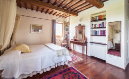  | Only on SopranoVillas