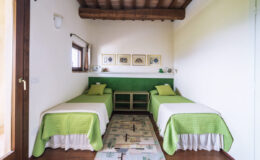  | Only on SopranoVillas