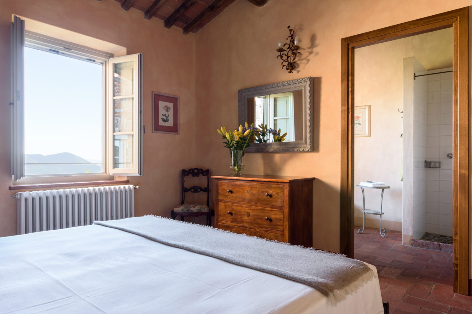 Panoramic Lucca Farmhouse | Tuscany image 30 | Only on SopranoVillas