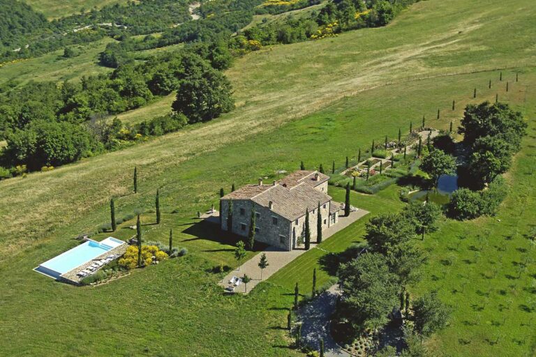  | Only on SopranoVillas