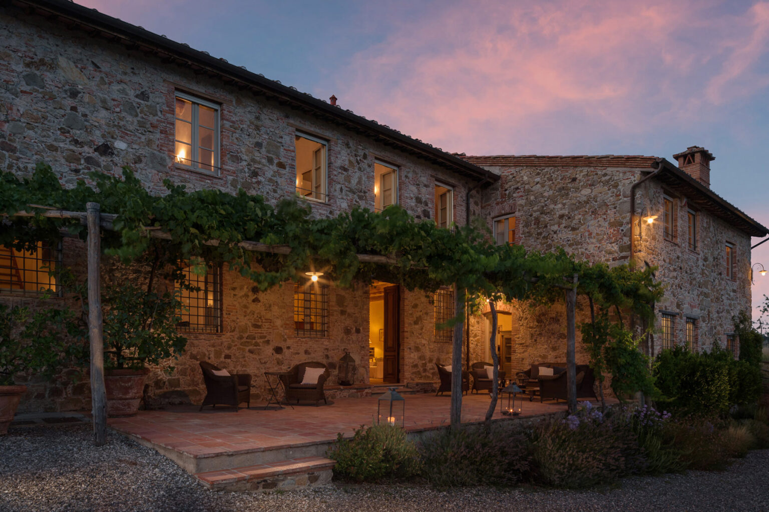 Panoramic Lucca Farmhouse | Tuscany image 2 | Only on SopranoVillas