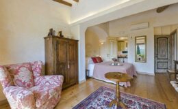  | Only on SopranoVillas