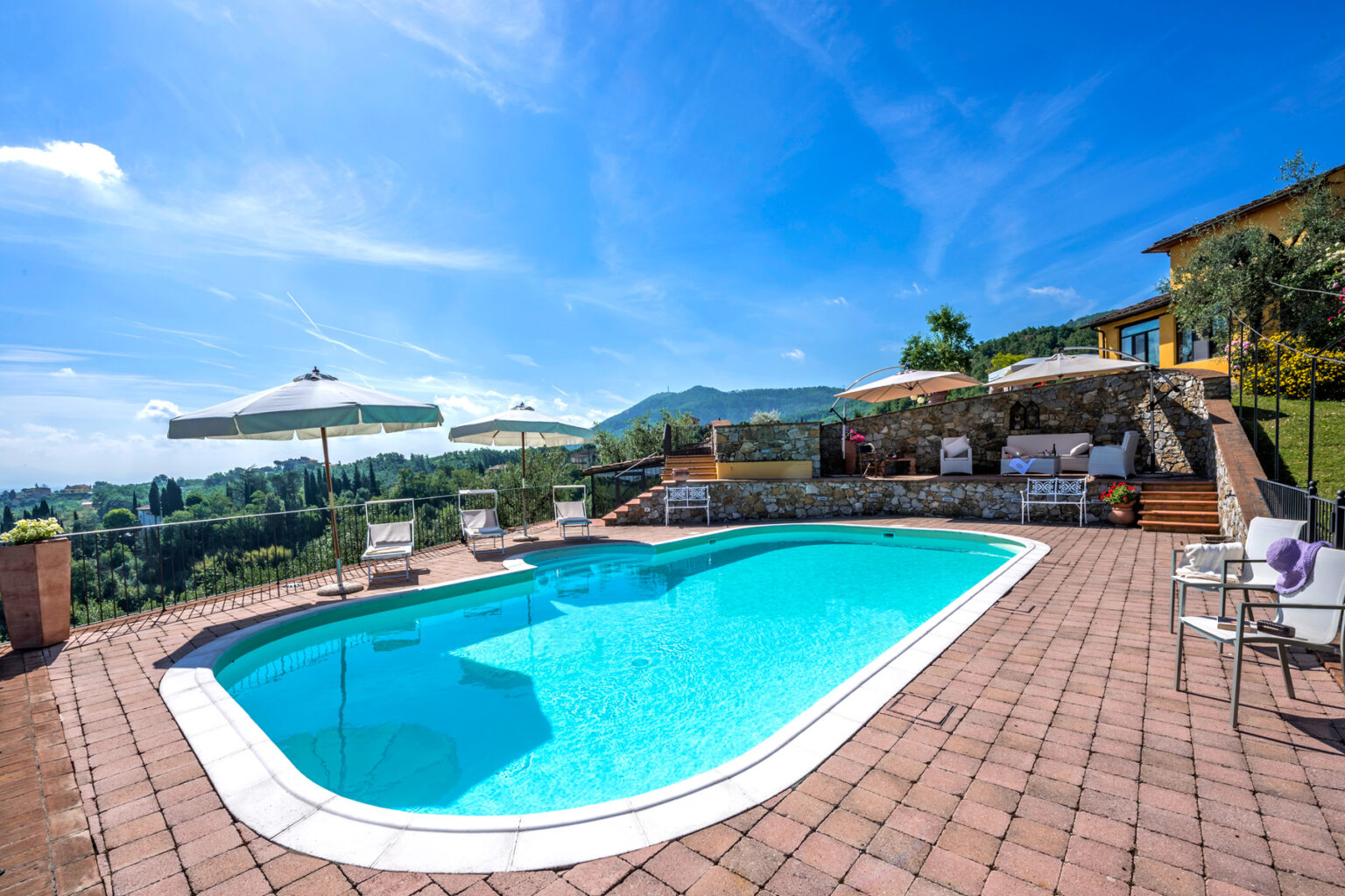 Pistoia Countryside Villa | Tuscany image 5 | Only on SopranoVillas
