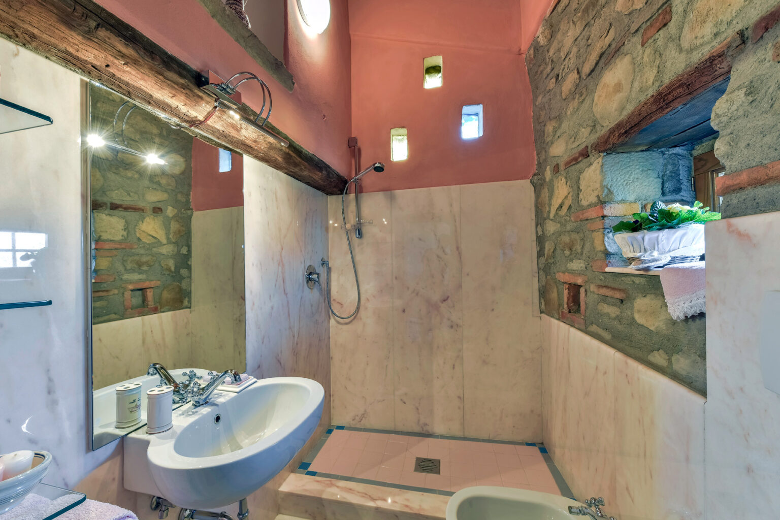 Pistoia Countryside Villa | Tuscany image 22 | Only on SopranoVillas