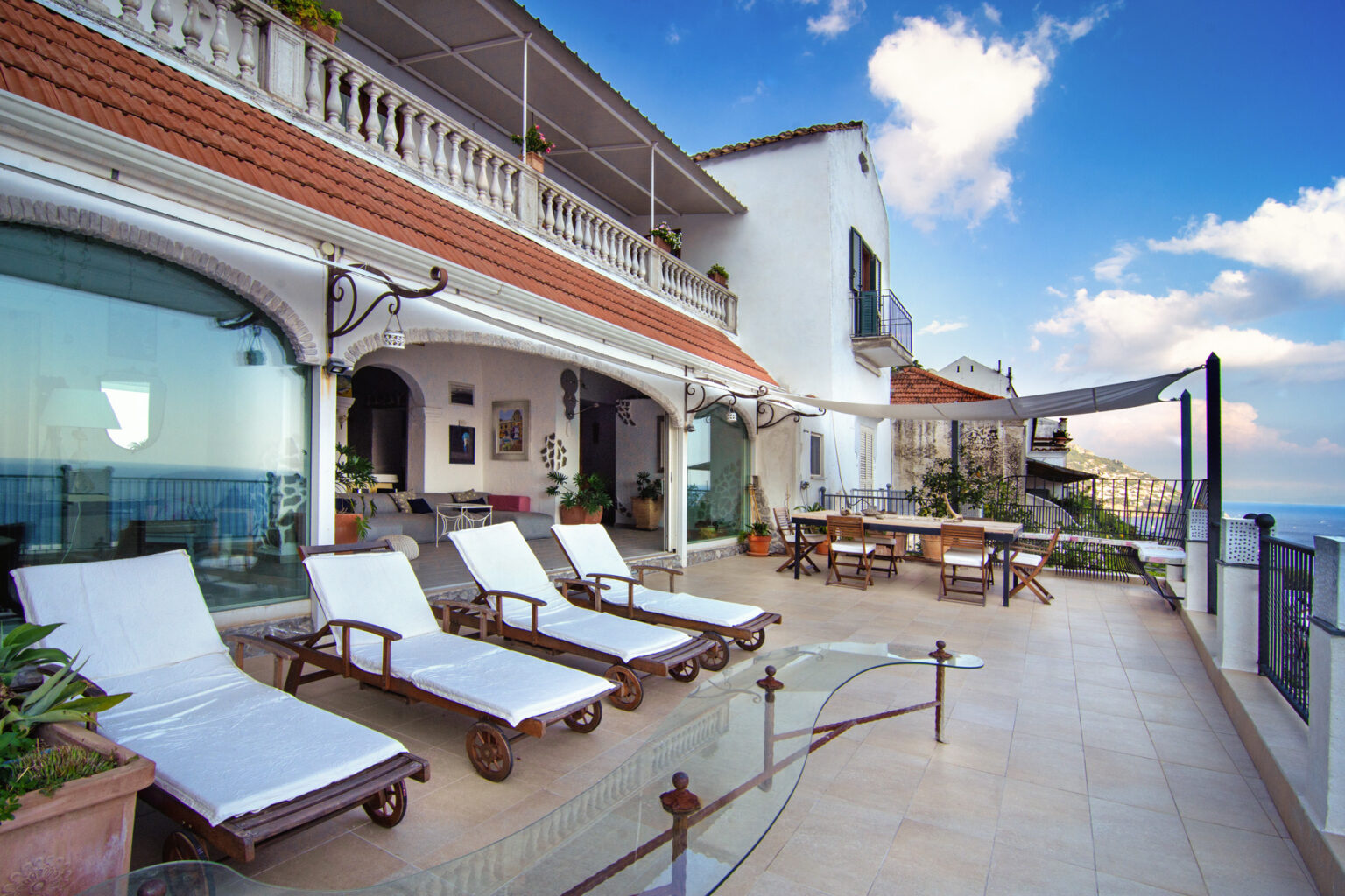 Positano Cliffside Villa | Amalfi Coast image 1 | Only on SopranoVillas