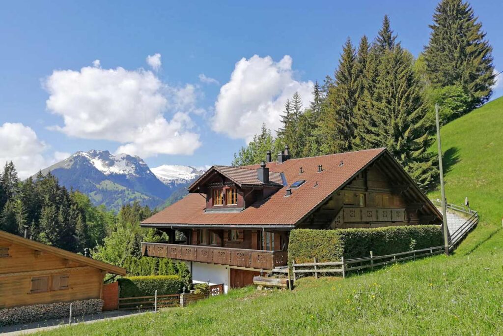 Gstaad Luxury Apartment | Swiss Alps