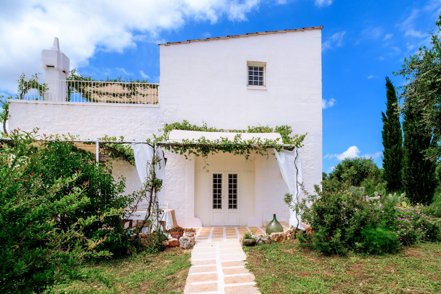 Conversano Swimming Pool Masseria | Puglia image 2 | Only on SopranoVillas