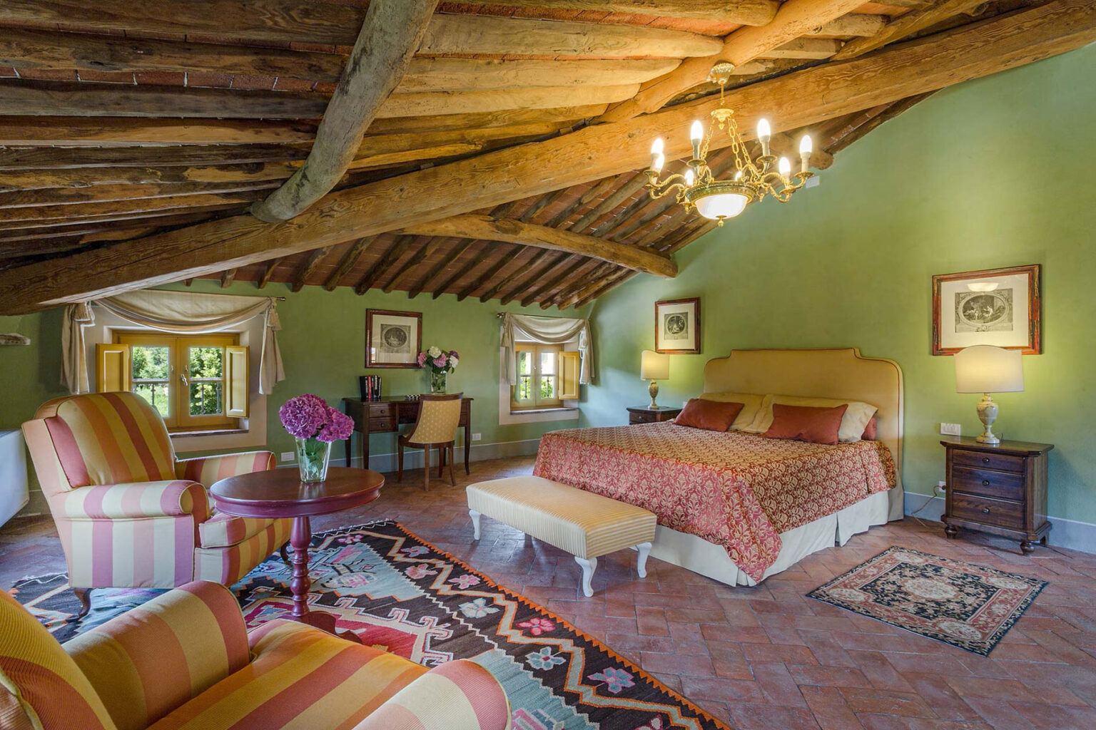 Lucca Luxury Retreat | Tuscany image 12 | Only on SopranoVillas