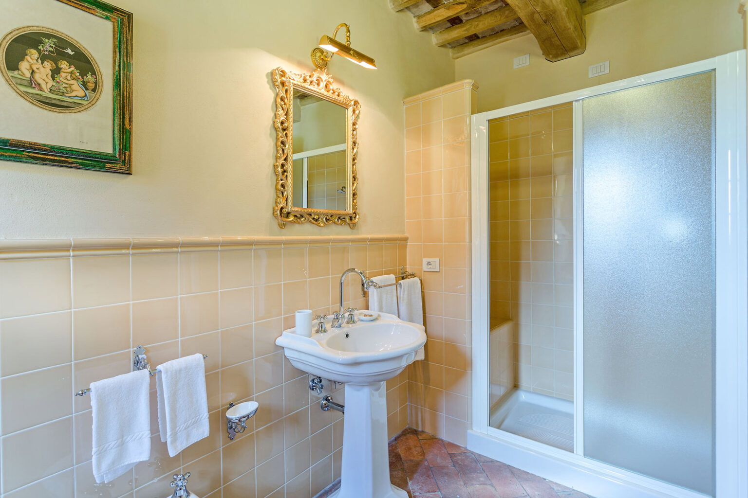 Lucca Luxury Retreat | Tuscany image 28 | Only on SopranoVillas