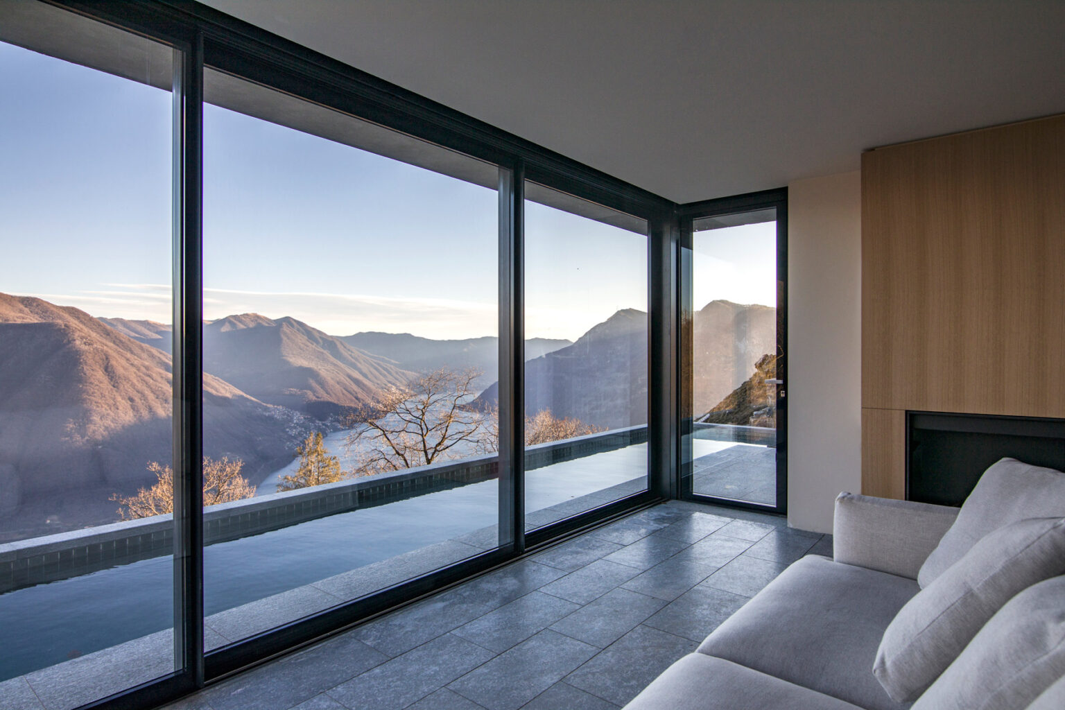 Art Nouveau Luxury Villa | Lake Como image 43 | Only on SopranoVillas