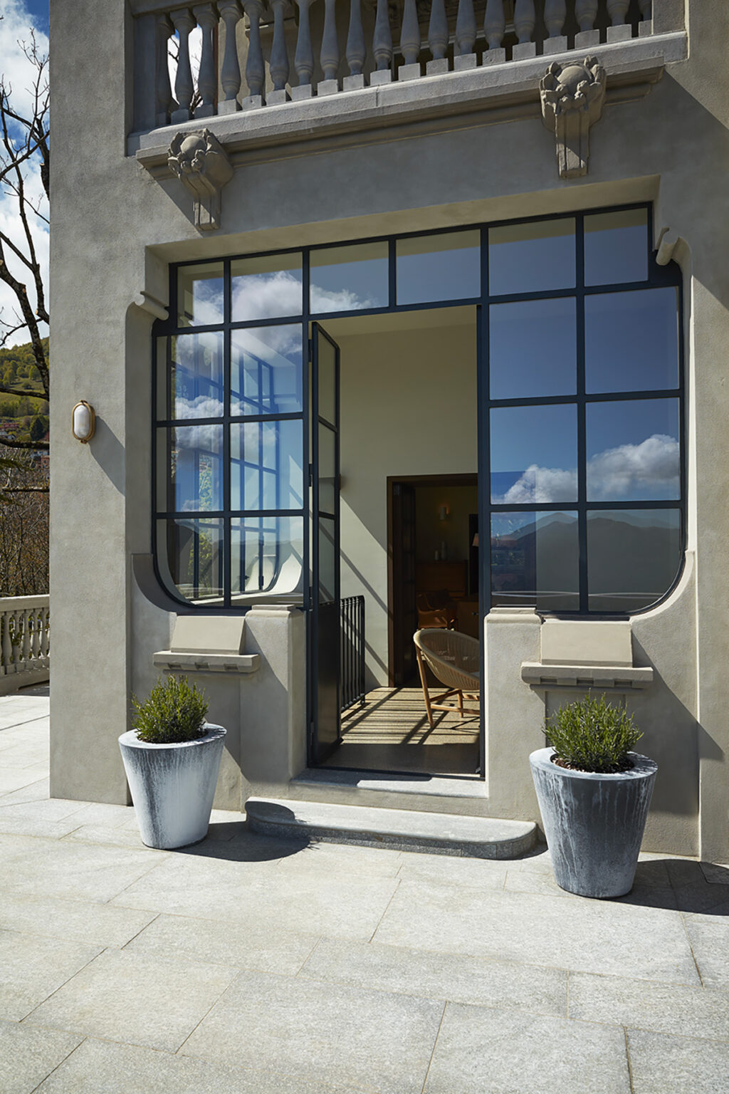 Art Nouveau Luxury Villa | Lake Como image 9 | Only on SopranoVillas