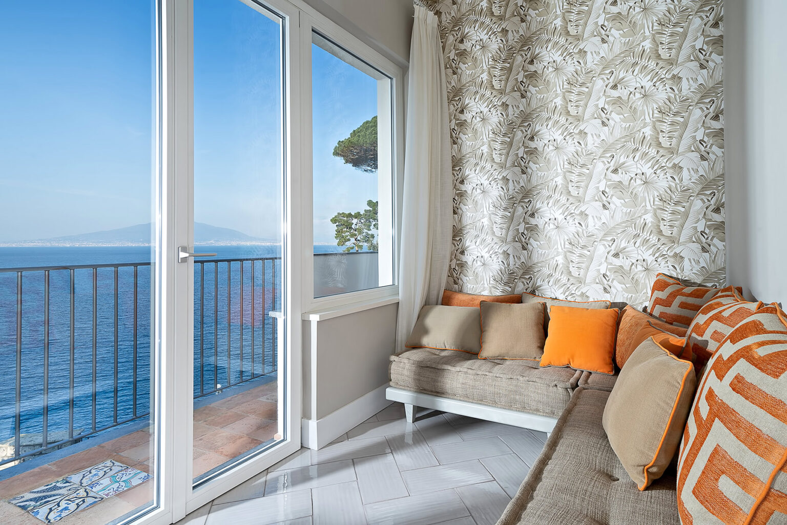Sorrento Luxury Villa | Amalfi Coast image 16 | Only on SopranoVillas