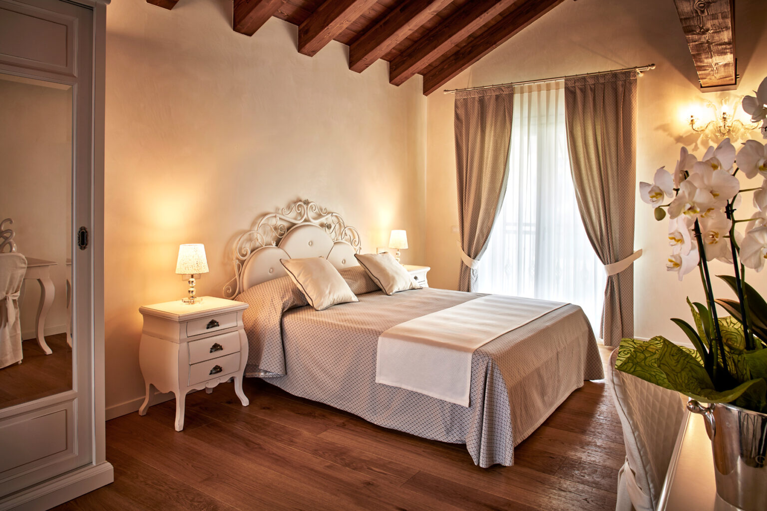 Asolo Vineyard Mansion | Veneto image 13 | Only on SopranoVillas