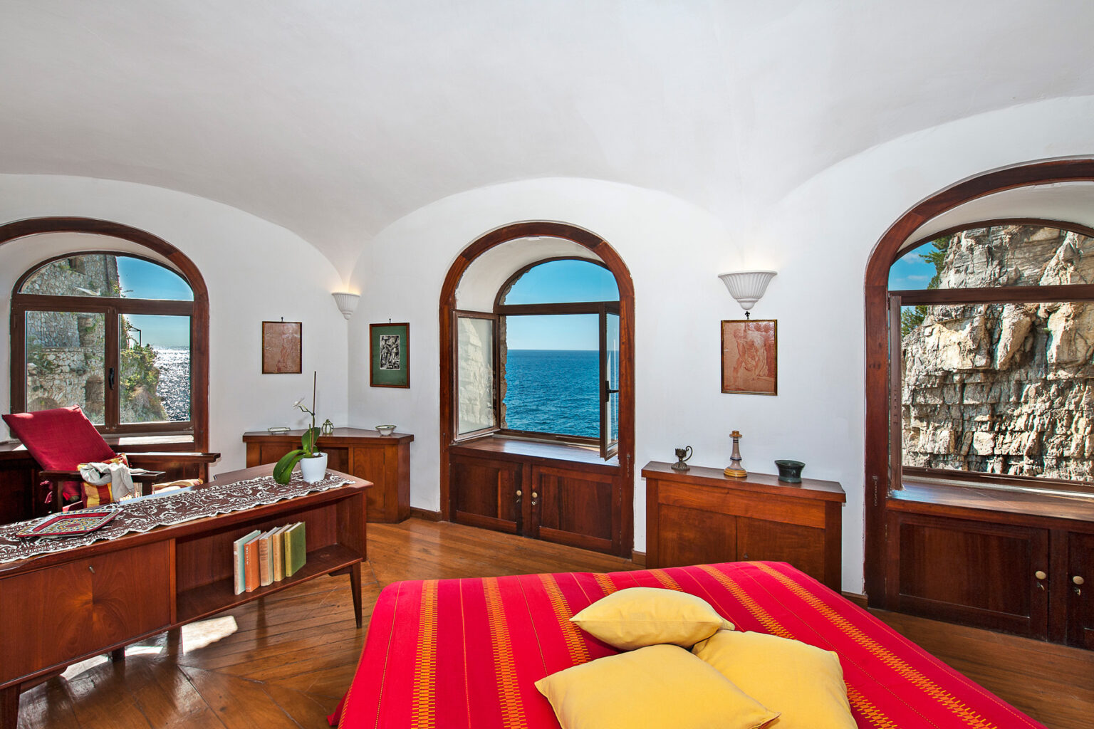 Positano Watchtower | Amalfi Coast image 18 | Only on SopranoVillas