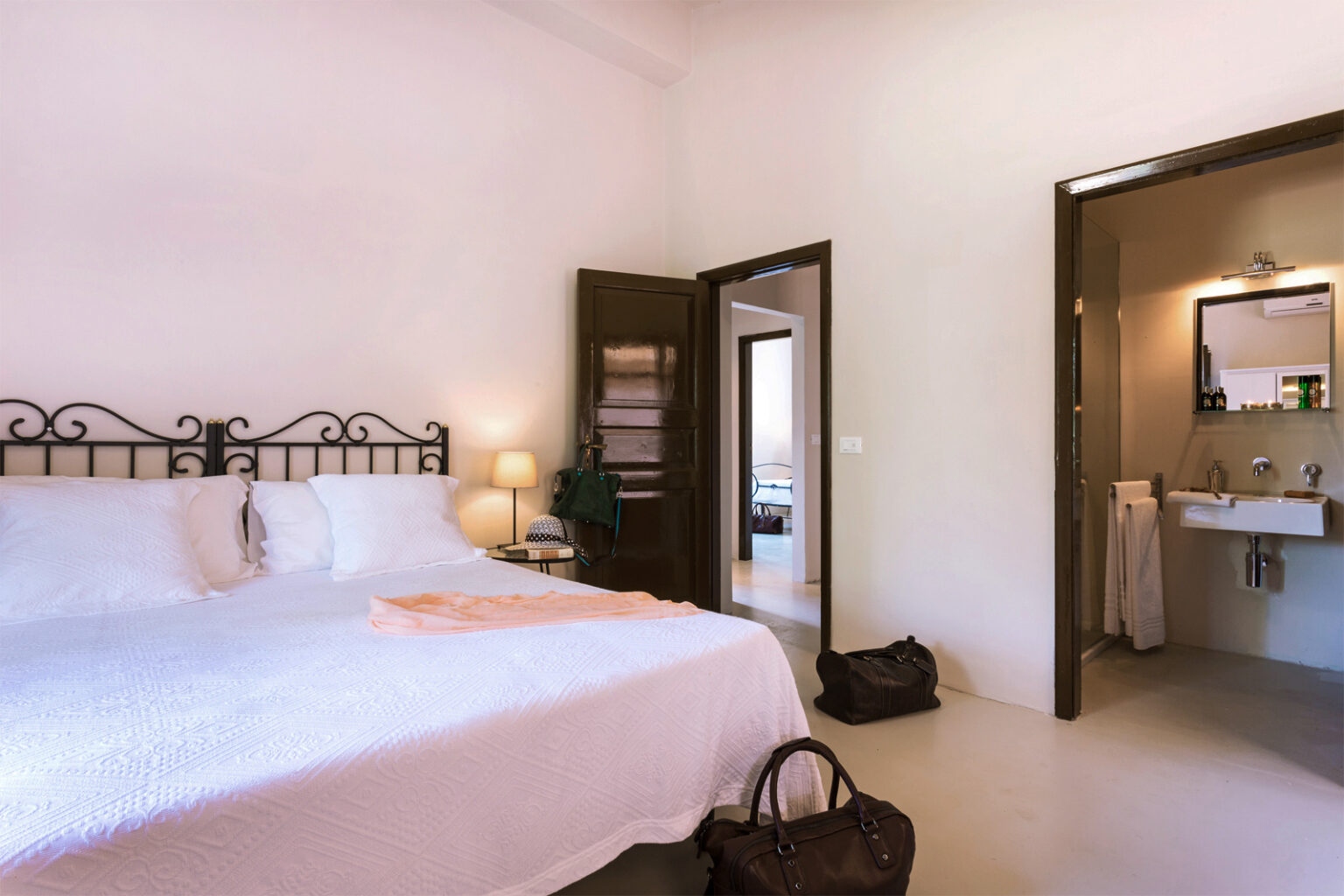 Taormina Beach Villa | Sicily image 23 | Only on SopranoVillas
