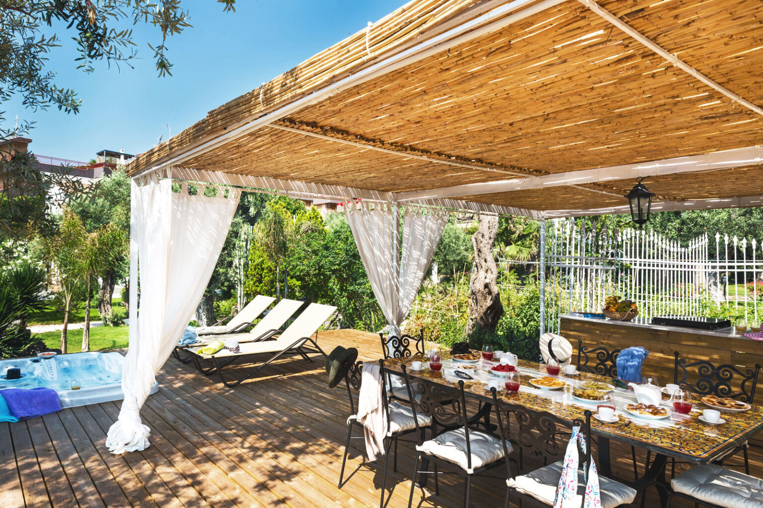 Taormina Beach Villa | Sicily image 4 | Only on SopranoVillas