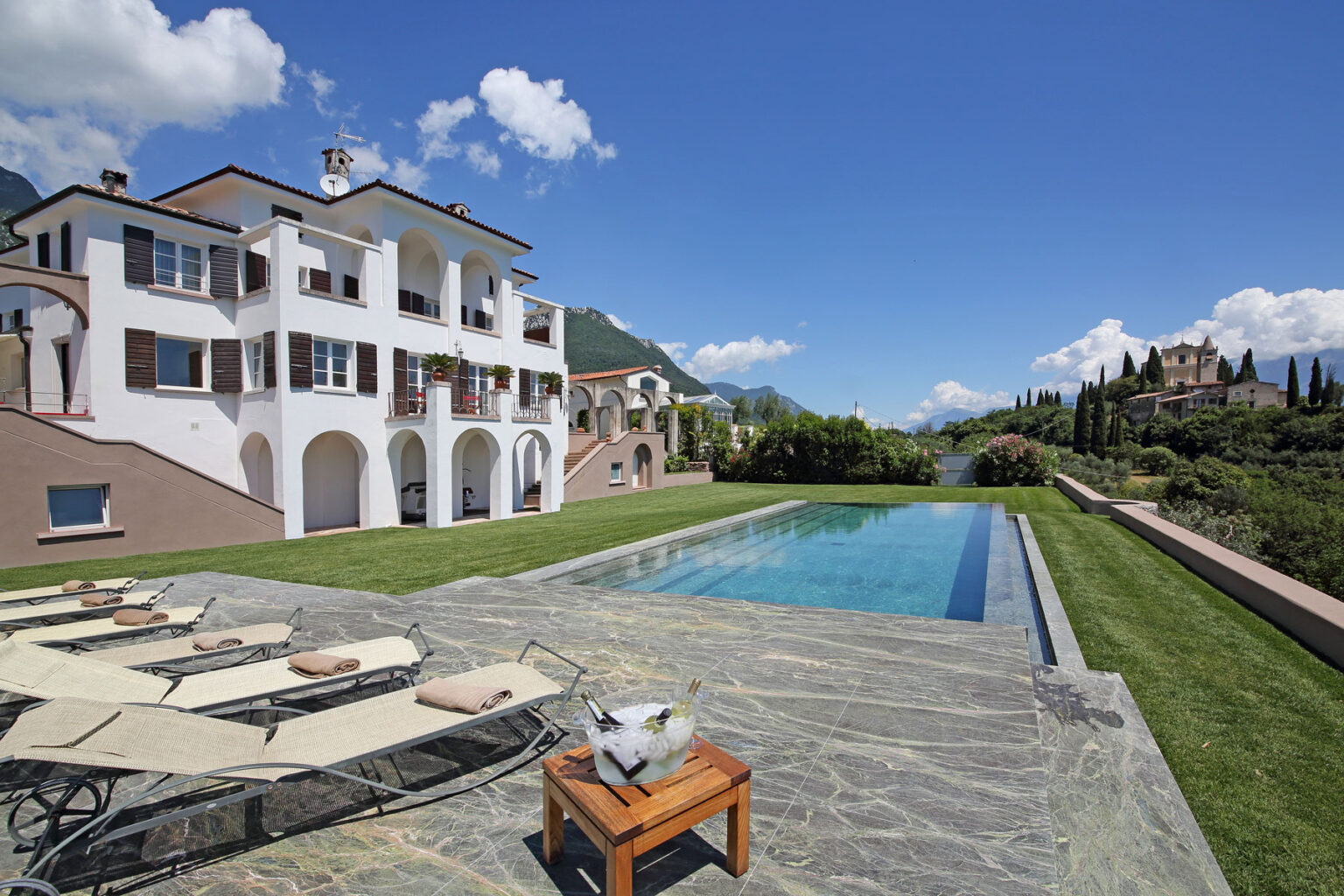 Lakeside Modernist Villa | Lake Garda image 1 | Only on SopranoVillas