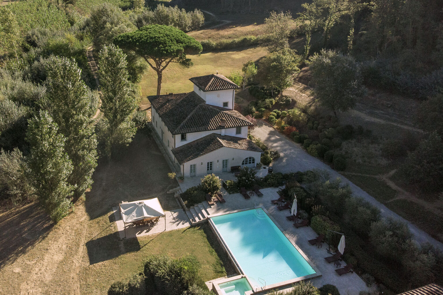 Pisa Luxury Swimming Pool Villa | Tuscany image 1 | Only on SopranoVillas