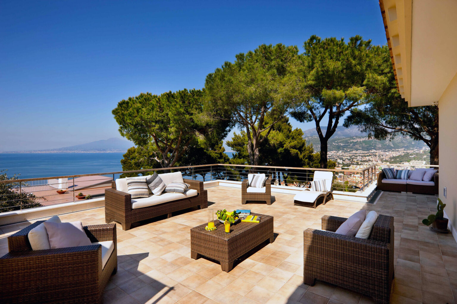 Sorrento Designer Villa | Amalfi Coast image 6 | Only on SopranoVillas