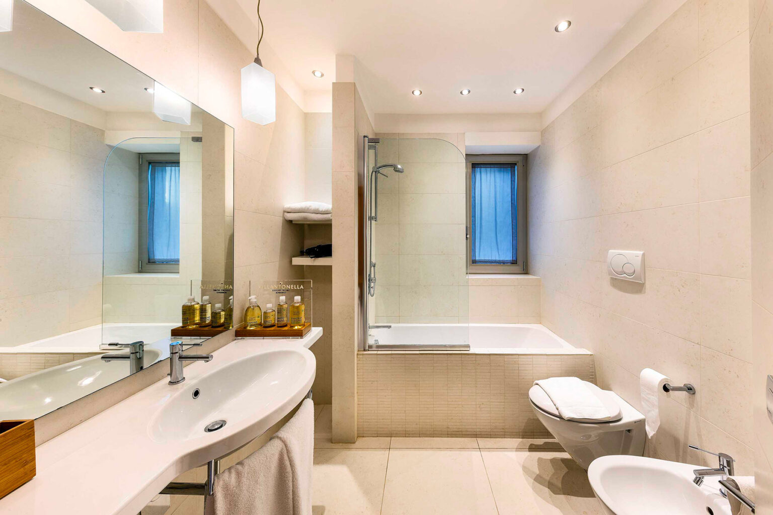 Sorrento Designer Villa | Amalfi Coast image 22 | Only on SopranoVillas