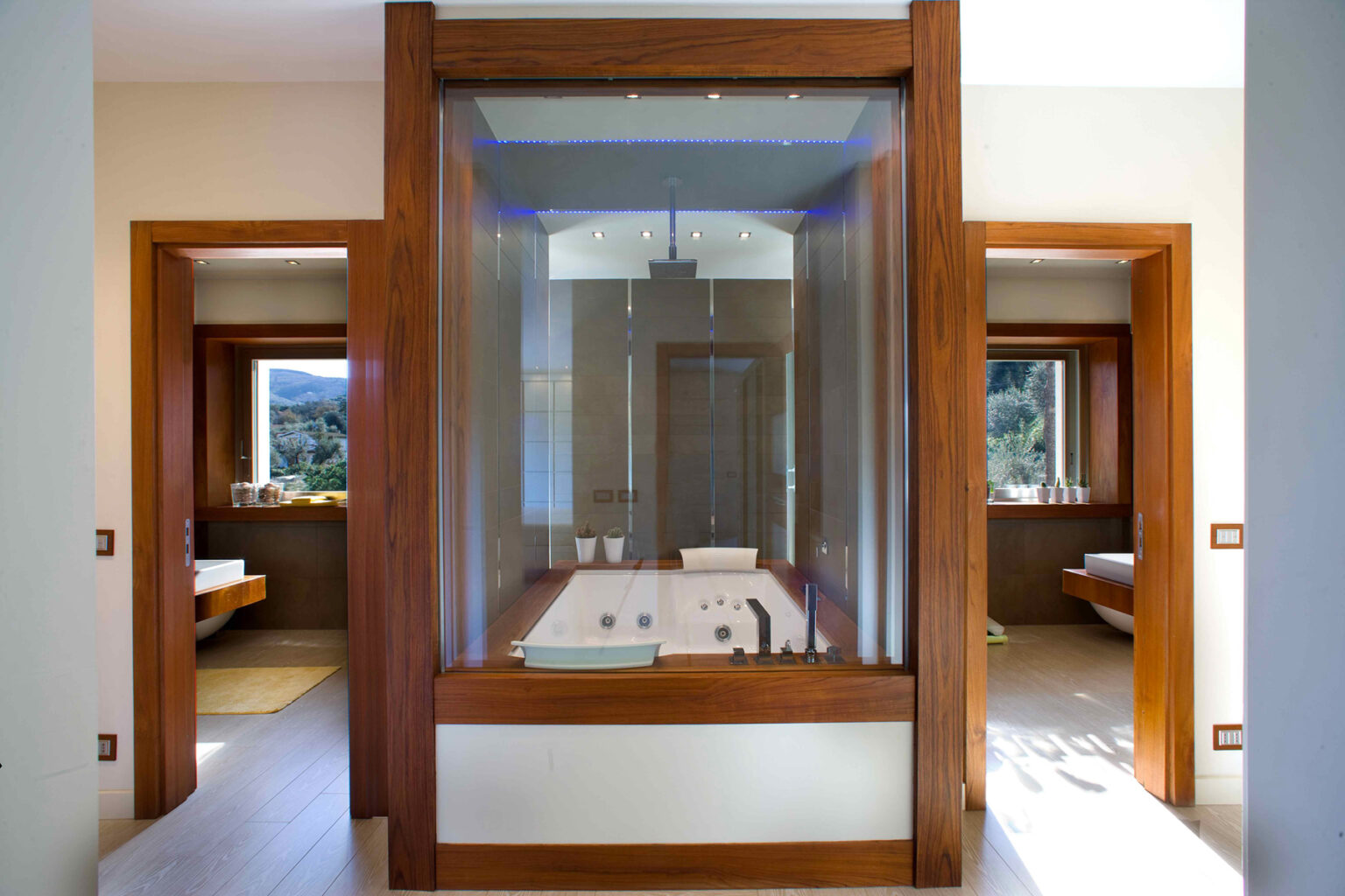 Sorrento Designer Villa | Amalfi Coast image 20 | Only on SopranoVillas