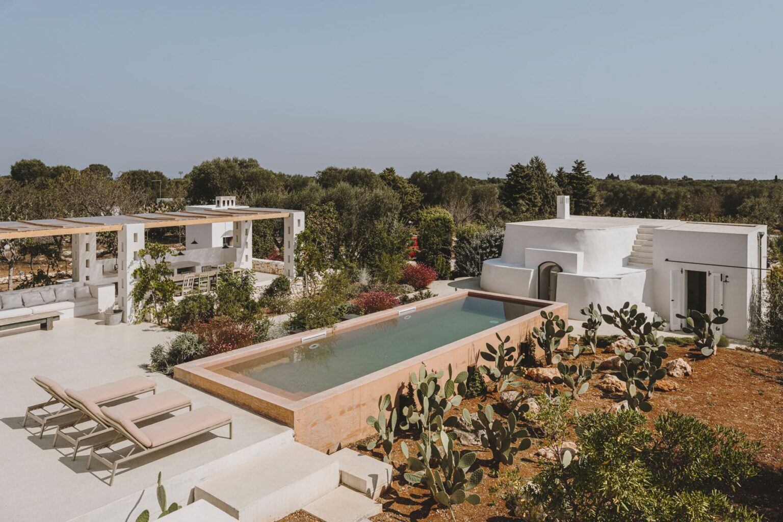 Ostuni Modern Villa | Puglia image 17 | Only on SopranoVillas