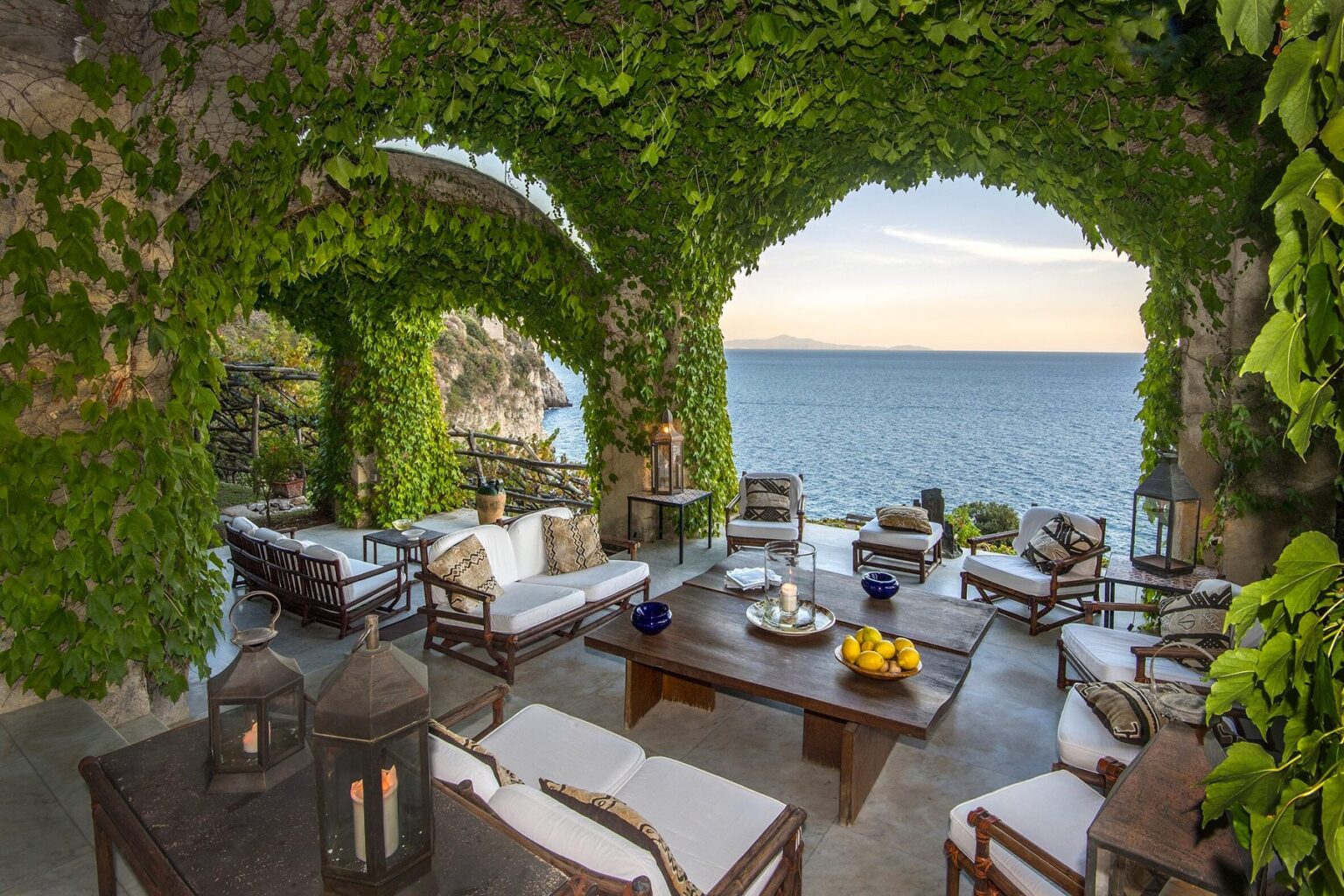 Maiori Stunning Retreat | Amalfi Coast image 12 | Only on SopranoVillas