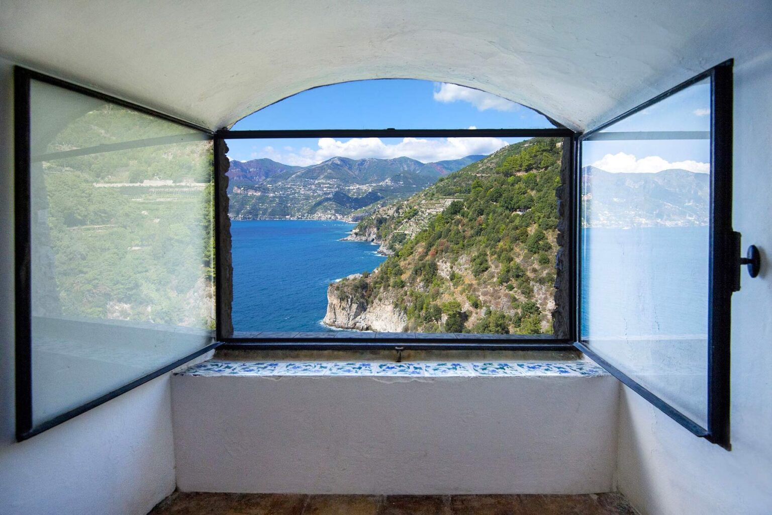 Maiori Cliff Side Tower | Amalfi Coast image 41 | Only on SopranoVillas