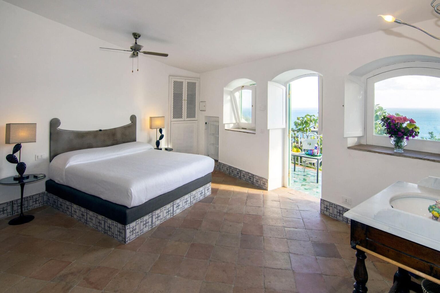 Maiori Cliff Side Tower | Amalfi Coast image 14 | Only on SopranoVillas