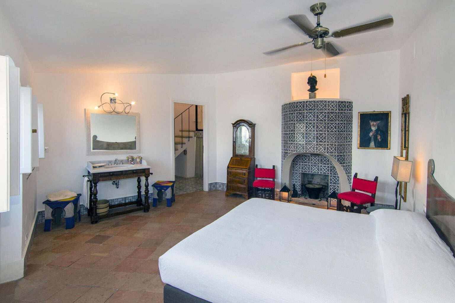 Maiori Cliff Side Tower | Amalfi Coast image 17 | Only on SopranoVillas