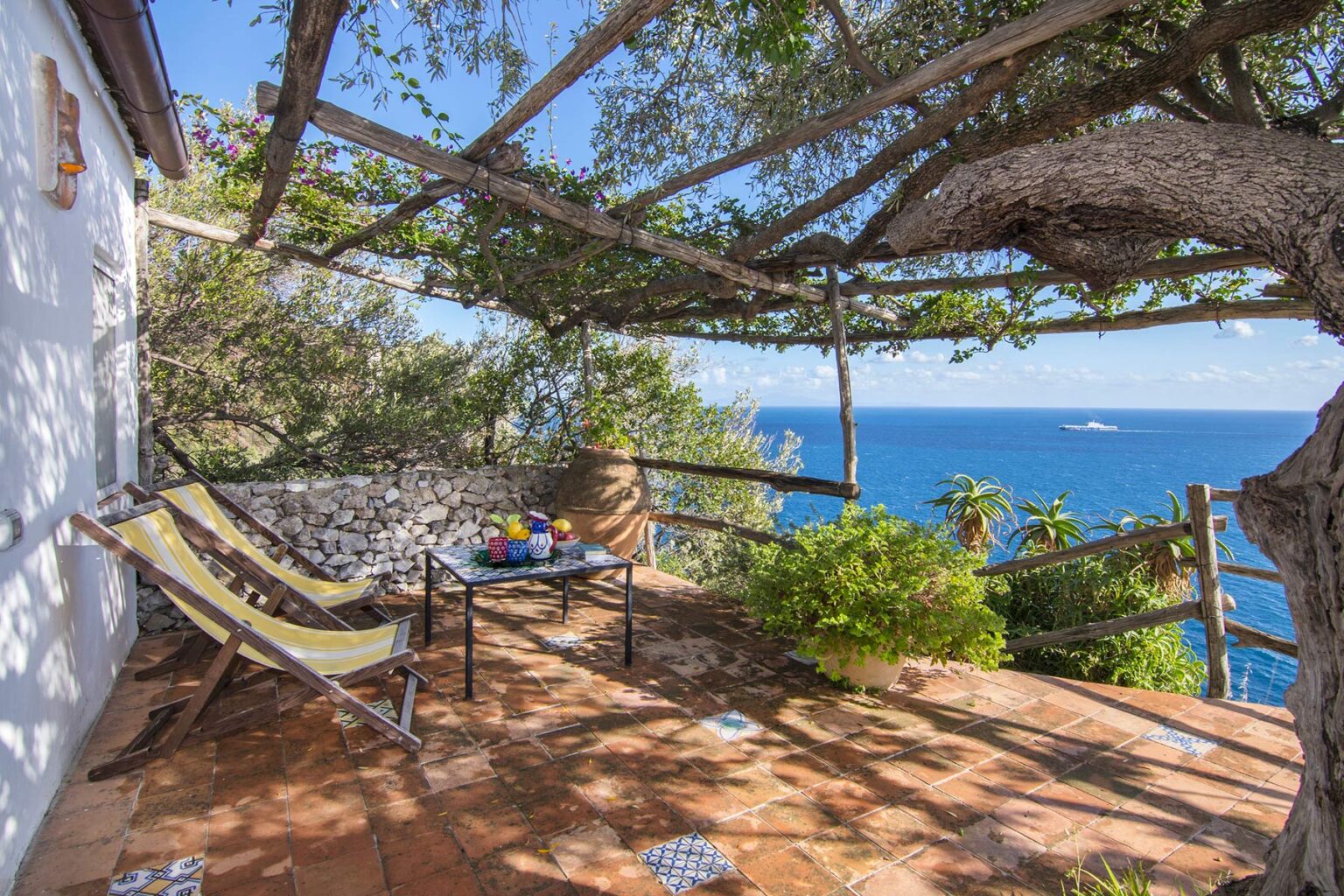 Maiori Cliff Side Tower | Amalfi Coast image 28 | Only on SopranoVillas