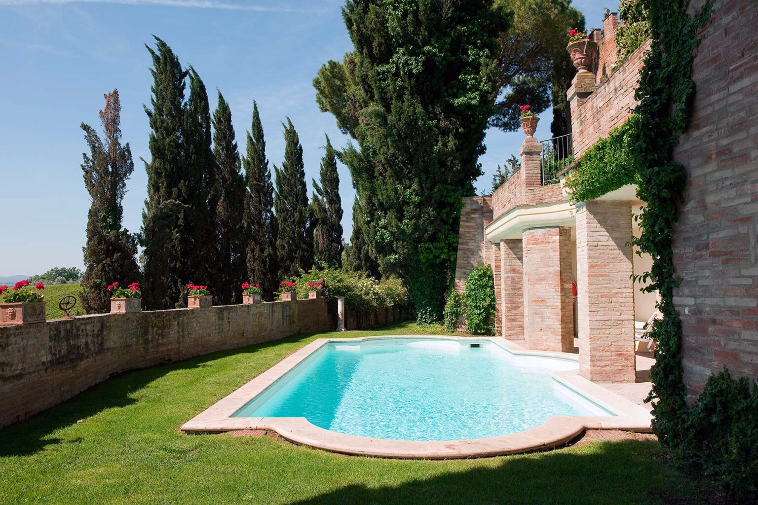 Castelfiorentino Luxury Villa | Tuscany image 7 | Only on SopranoVillas