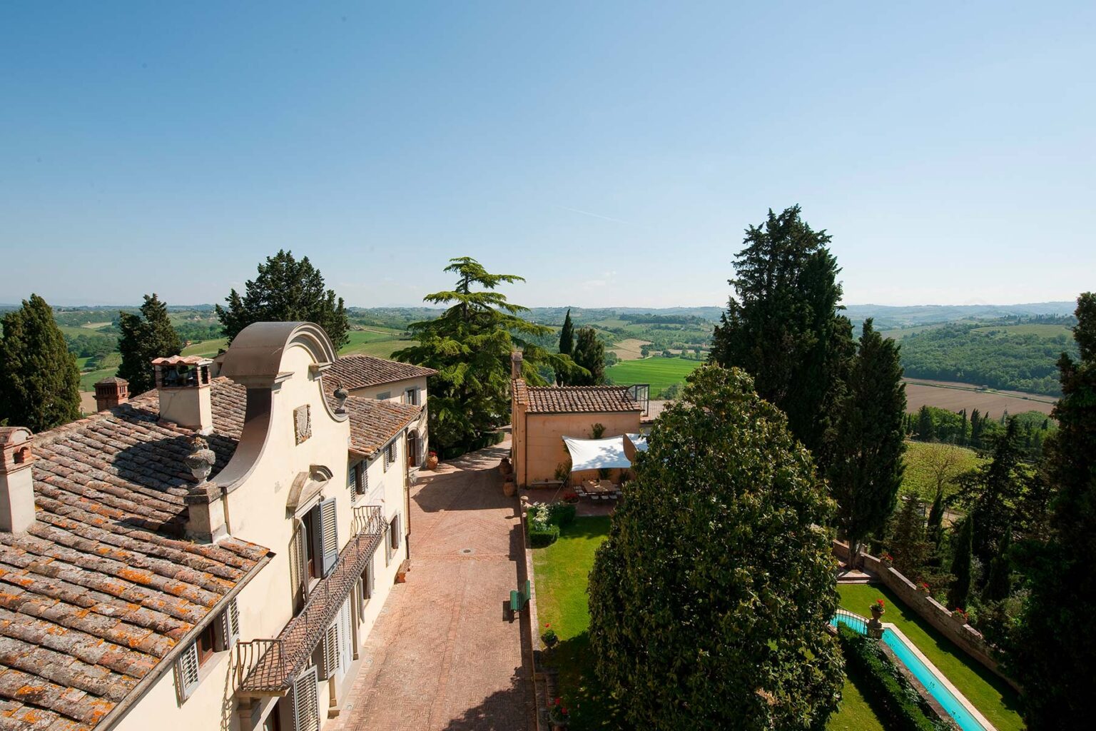 Castelfiorentino Luxury Villa | Tuscany image 6 | Only on SopranoVillas