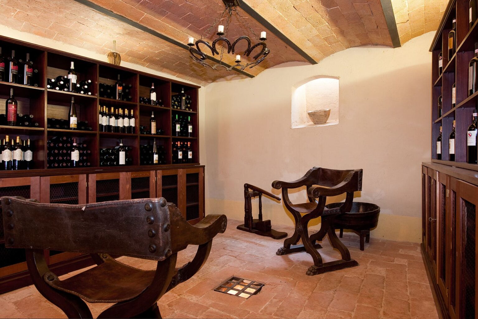Castelfiorentino Luxury Villa | Tuscany image 24 | Only on SopranoVillas