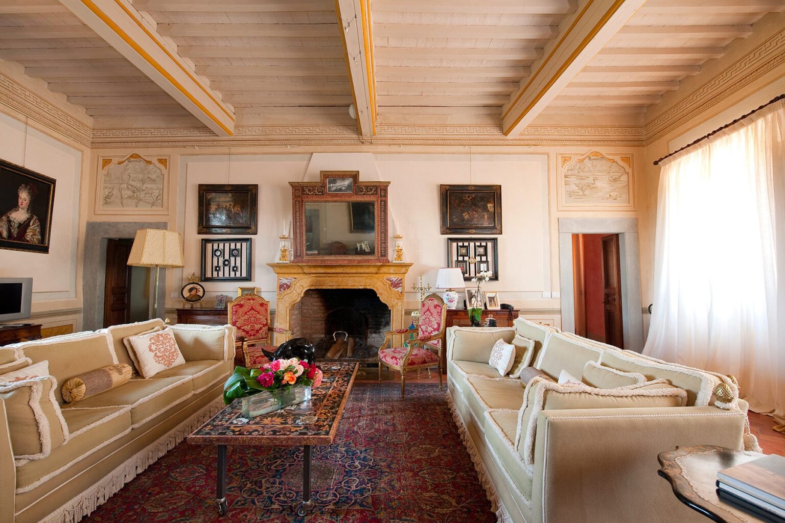 Castelfiorentino Luxury Villa | Tuscany image 13 | Only on SopranoVillas