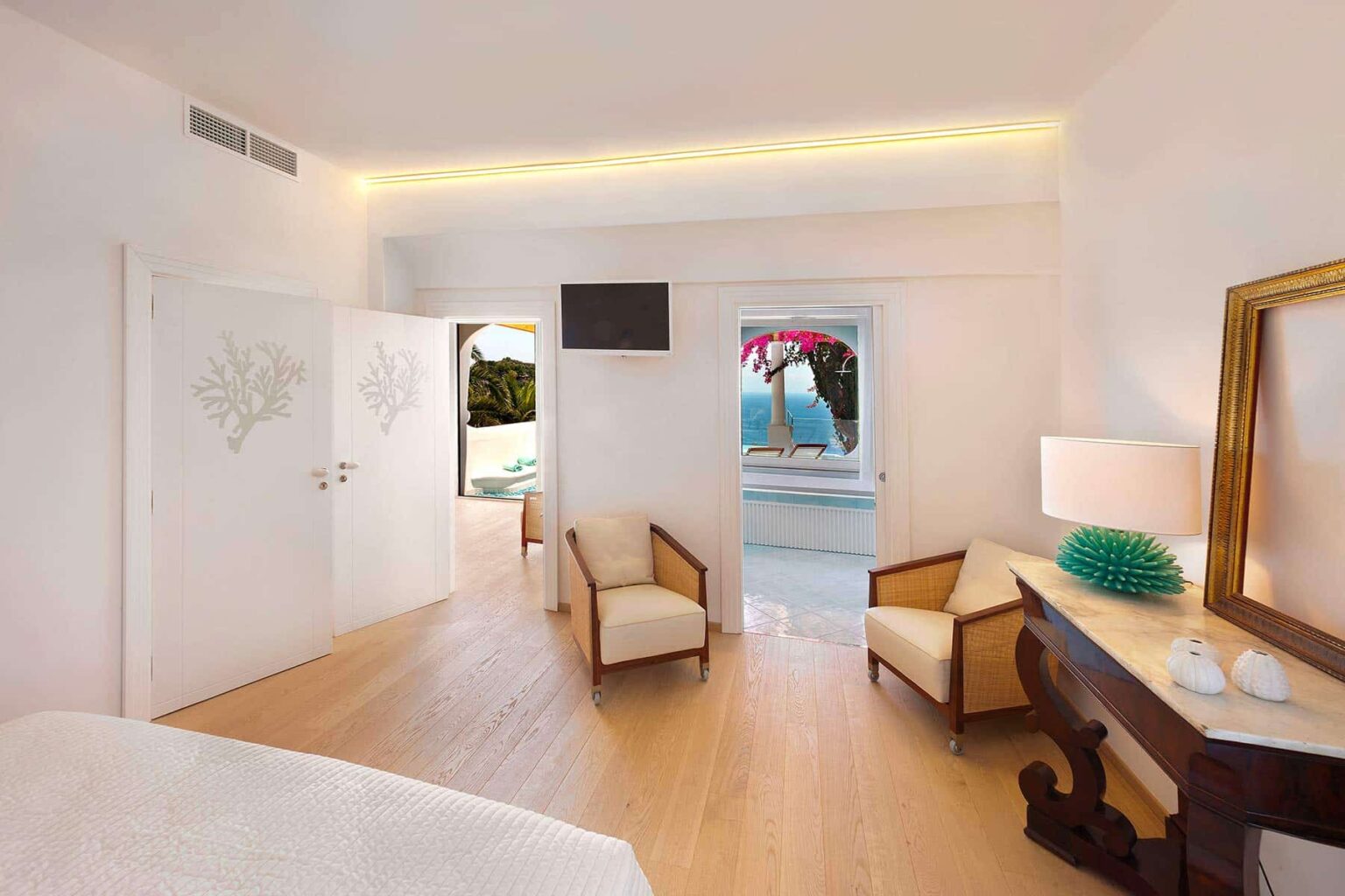 Sorrento Beach Villa | Amalfi Coast image 22 | Only on SopranoVillas