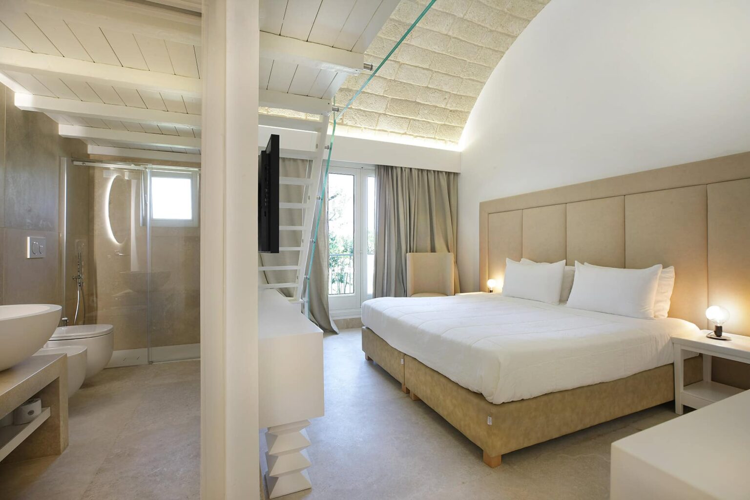 Lecce Five-Star Masseria | Puglia image 36 | Only on SopranoVillas