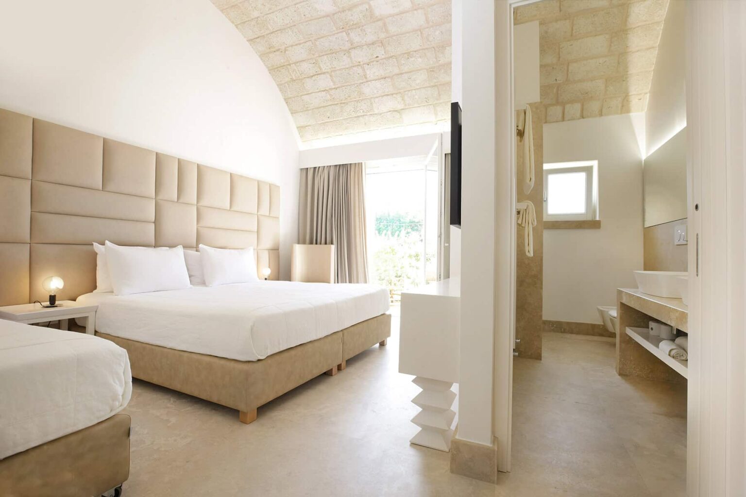 Lecce Five-Star Masseria | Puglia image 33 | Only on SopranoVillas