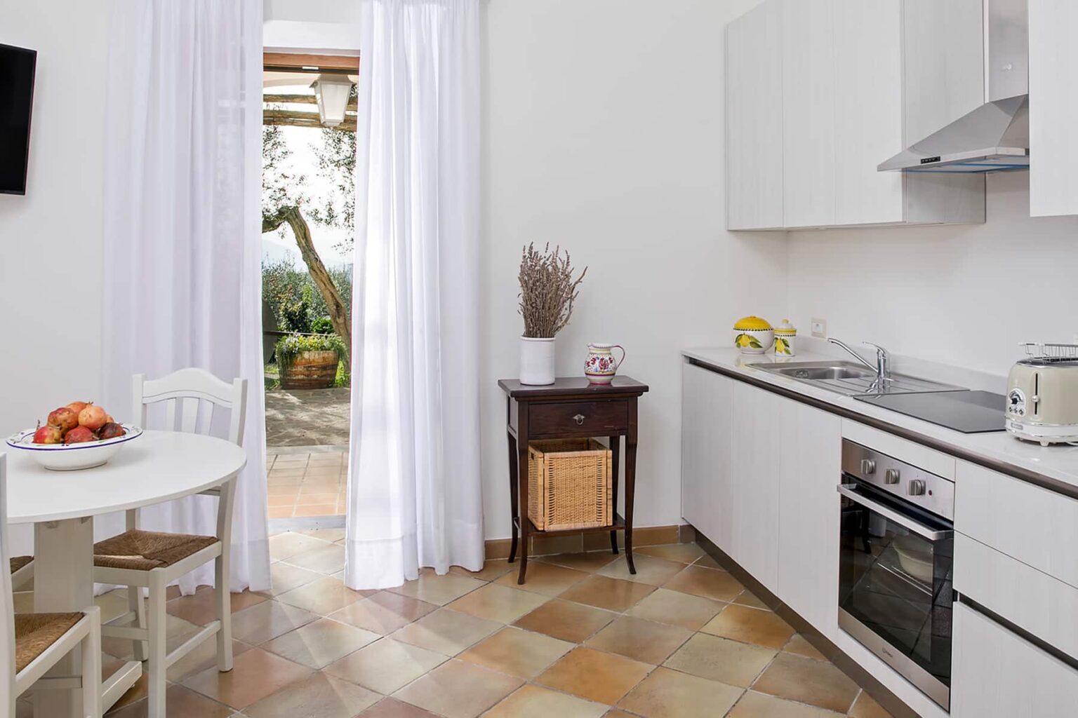 Sorrento Large Villa | Amalfi Coast image 24 | Only on SopranoVillas