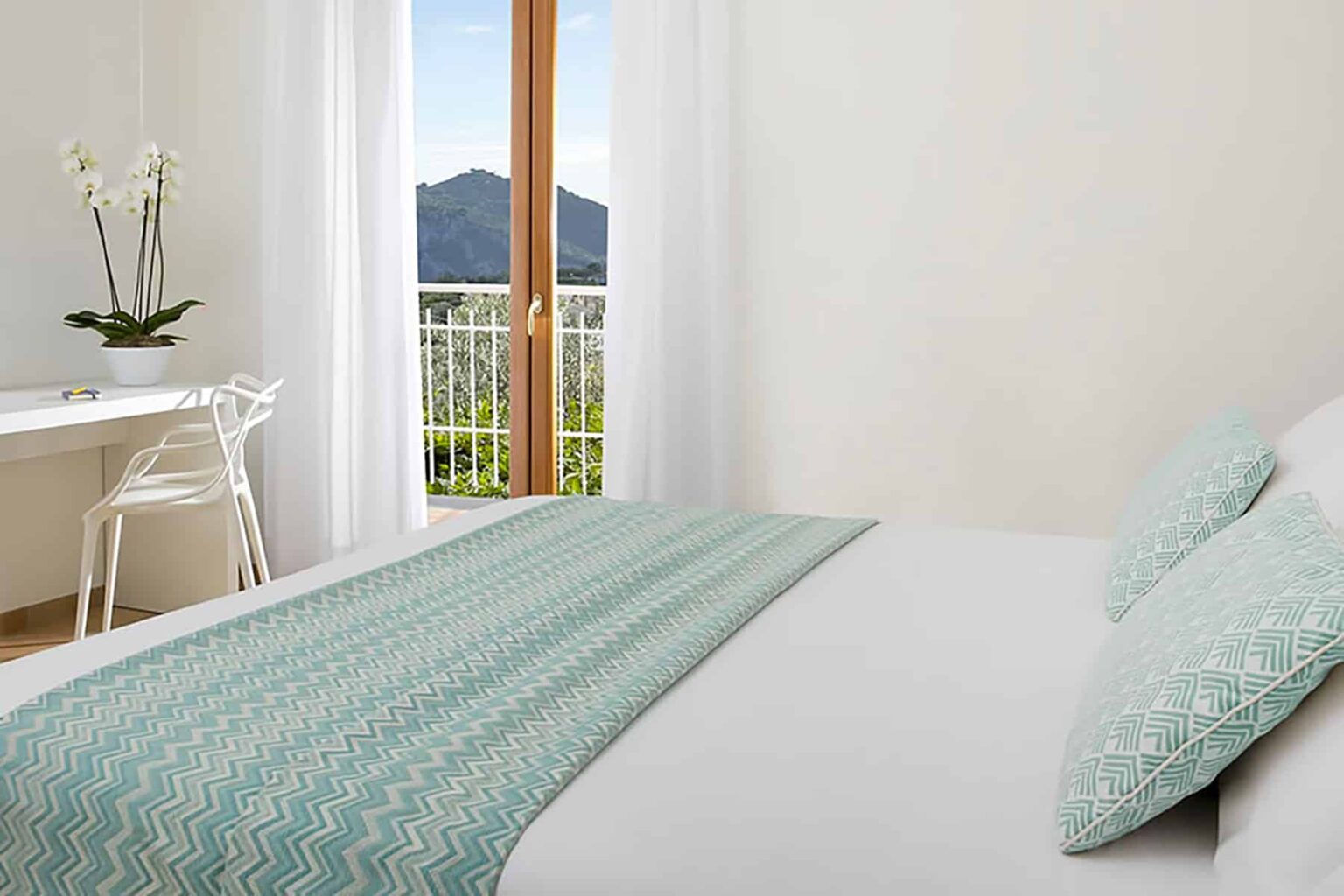 Sorrento Large Villa | Amalfi Coast image 27 | Only on SopranoVillas
